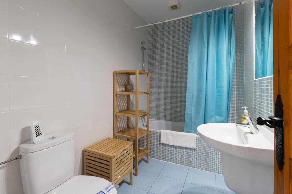 Tropicana Townhouse, 2 Bedroom Next To The Pool Nerja Exterior foto